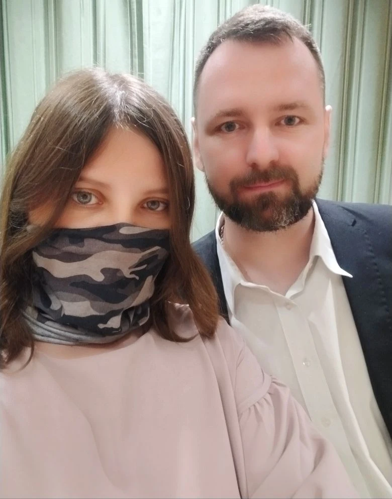 Сегодня встретились с моим самым запоминающимся учеником. 
Андрей разработал для нас дизайн презента