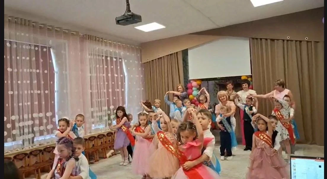 💥 Выпускной в детском саду — это очень важное событие в жизни каждого ребенка.
Вот и настал этот де