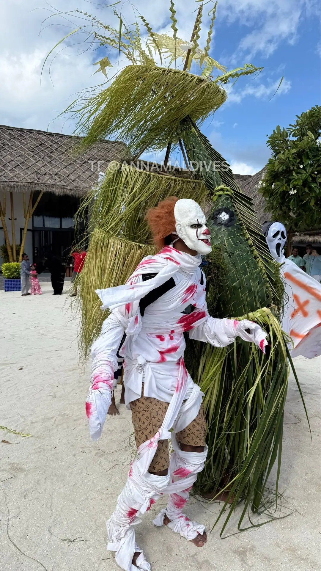 Пока пишу пост про Emerald Faarufushi, покажу сегодняшнюю ситуативочку из другого Эмеральда)

Есть у