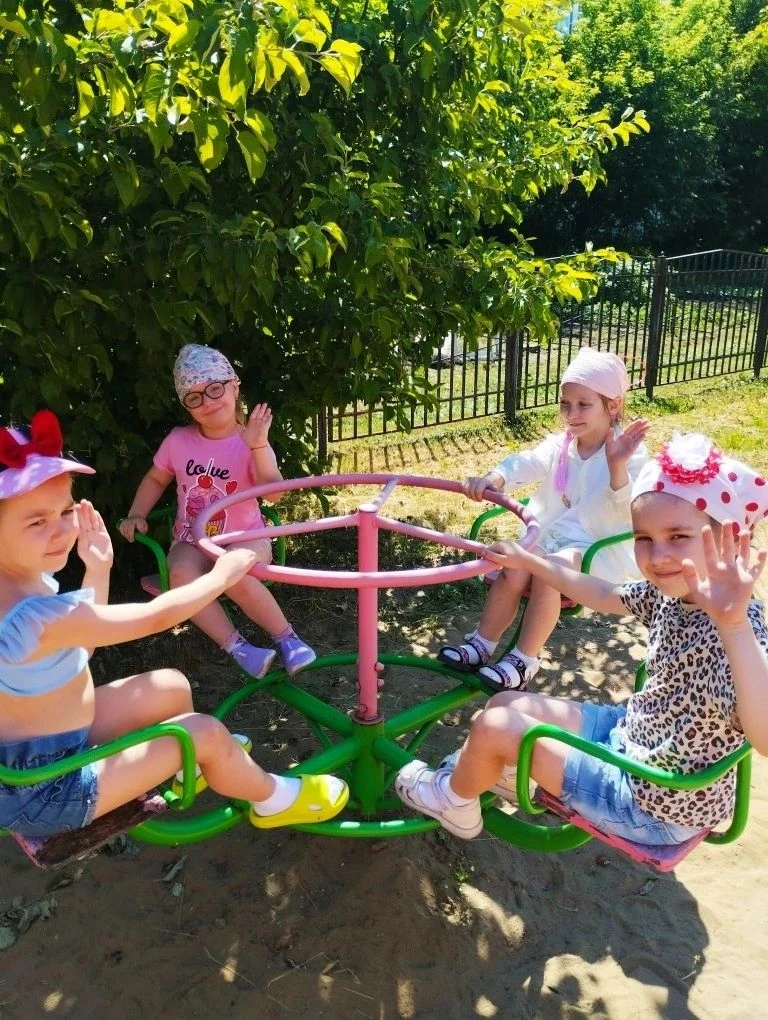 ☀️Лето - это маленькая жизнь. 
Лето в детском саду - это время, когда дети больше времени проводят н