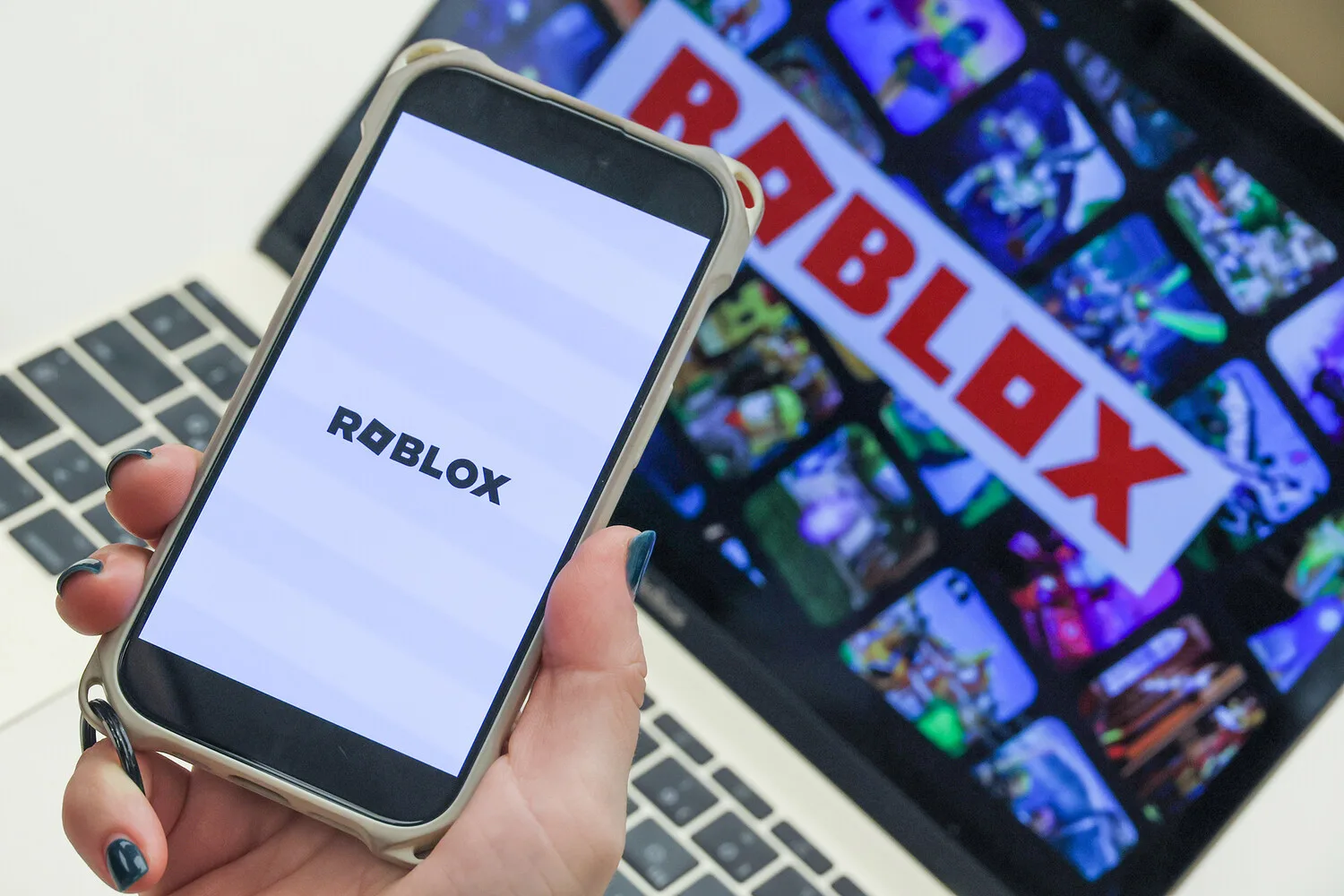 УРАААА! Минцифры и РКН предложили разблокировать Roblox в России

В связи с предоставленными компани