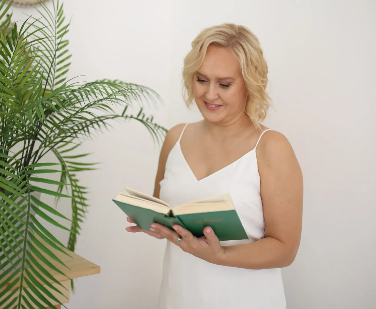 ФНС видит вашу семью целиком. И это меняет правила игры.
Нам говорят, что нельзя переоформлять свое 