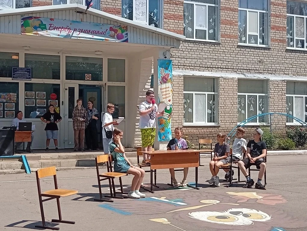 Литературная гостиная «Читаем Пушкина» 📚

6 июня в день рождения великого русского поэта, основопол