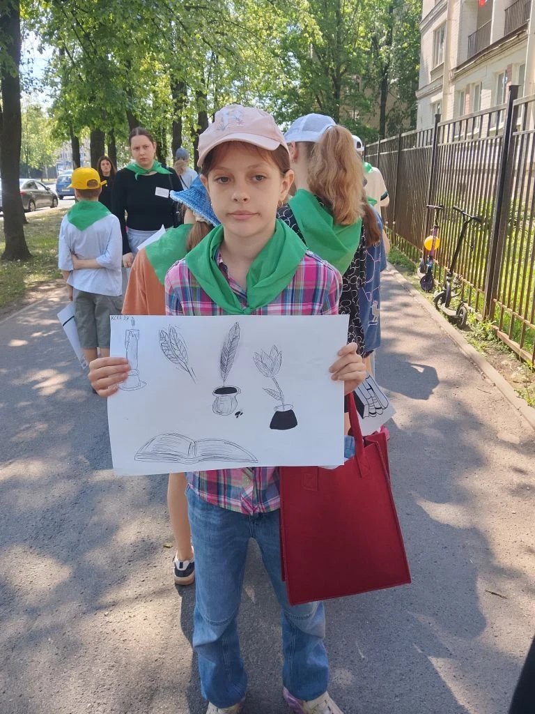 В гостях у сказки: как наши ребята в ЦДЮТТ отмечали день рождения Пушкина

В эту пятницу наши воспит