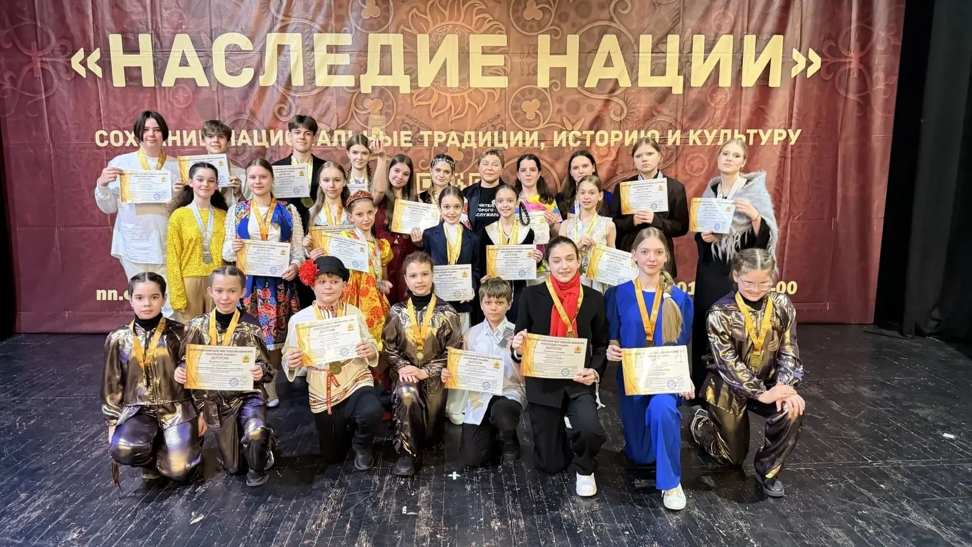 Поздравляем вокальную студию «В.Е.К.» с успешным выступлением на III Всероссийском фестивале‑конкурс
