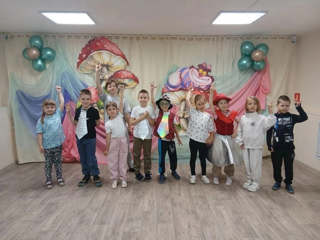 💃🌈 Сегодня ребята попали в настоящий мир танца с педагогом Славновой А.В. Они узнали об истории та