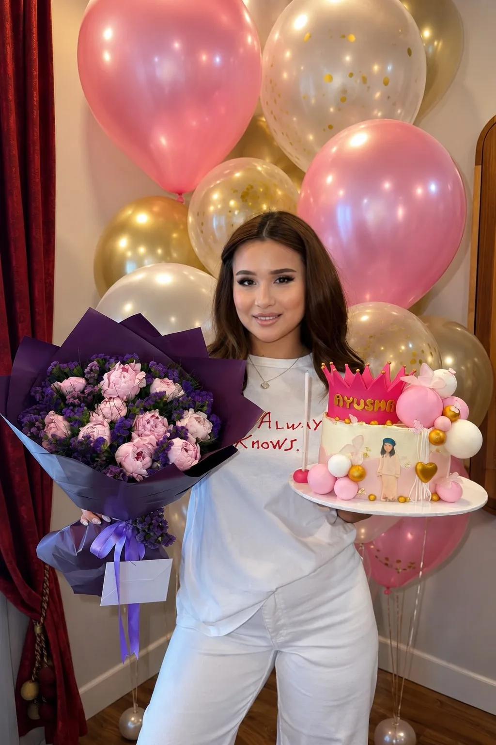Сегодня мой день рождения.♥️🎂Спасибо вам дорогие подписчики,что смотрите и поддерживаете меня✨
 
 И