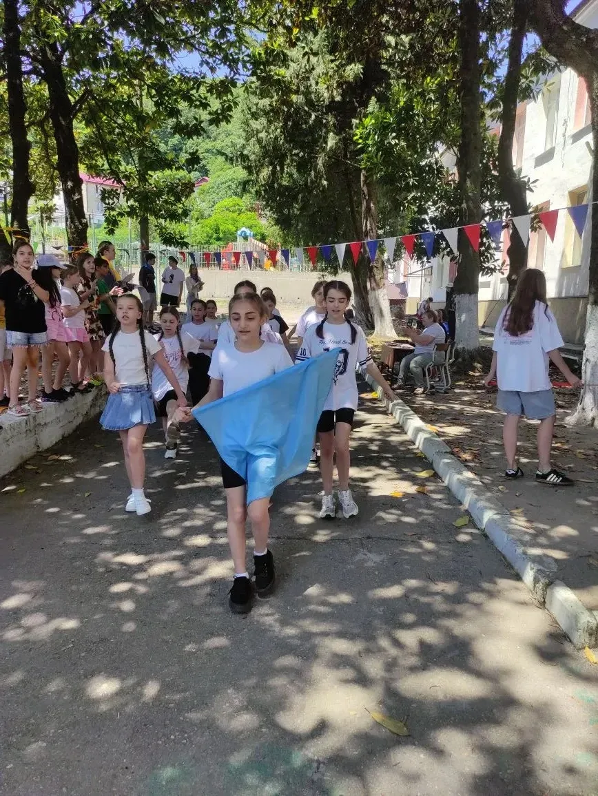 🇷🇺✨ Сегодня в нашем лагере «Клаксон» день был посвящён предстоящему празднику — **Дню России**! ❤️
