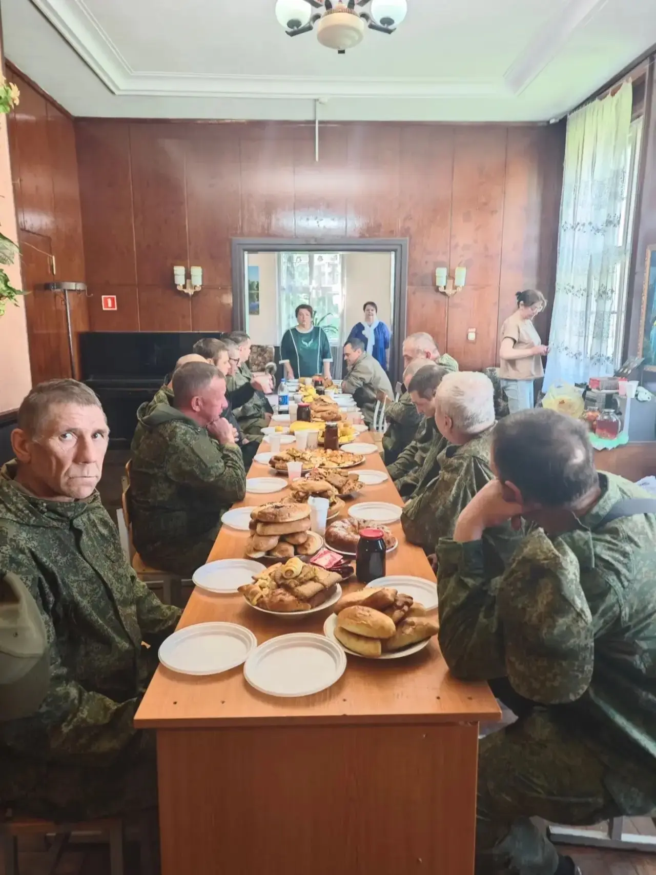 🇷🇺Акция «Вкус заботы»
⁣
Волонтёры от партии «Единая Россия» Правдинского муниципального округа орг