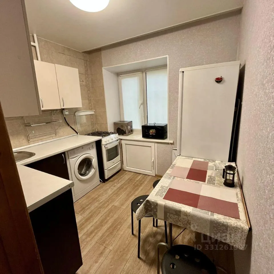 Сдам без посредников: 1-комнатная квартира, 30м²
Цена: 25000
Адрес: Омск, Советский р-н, проспект Ми