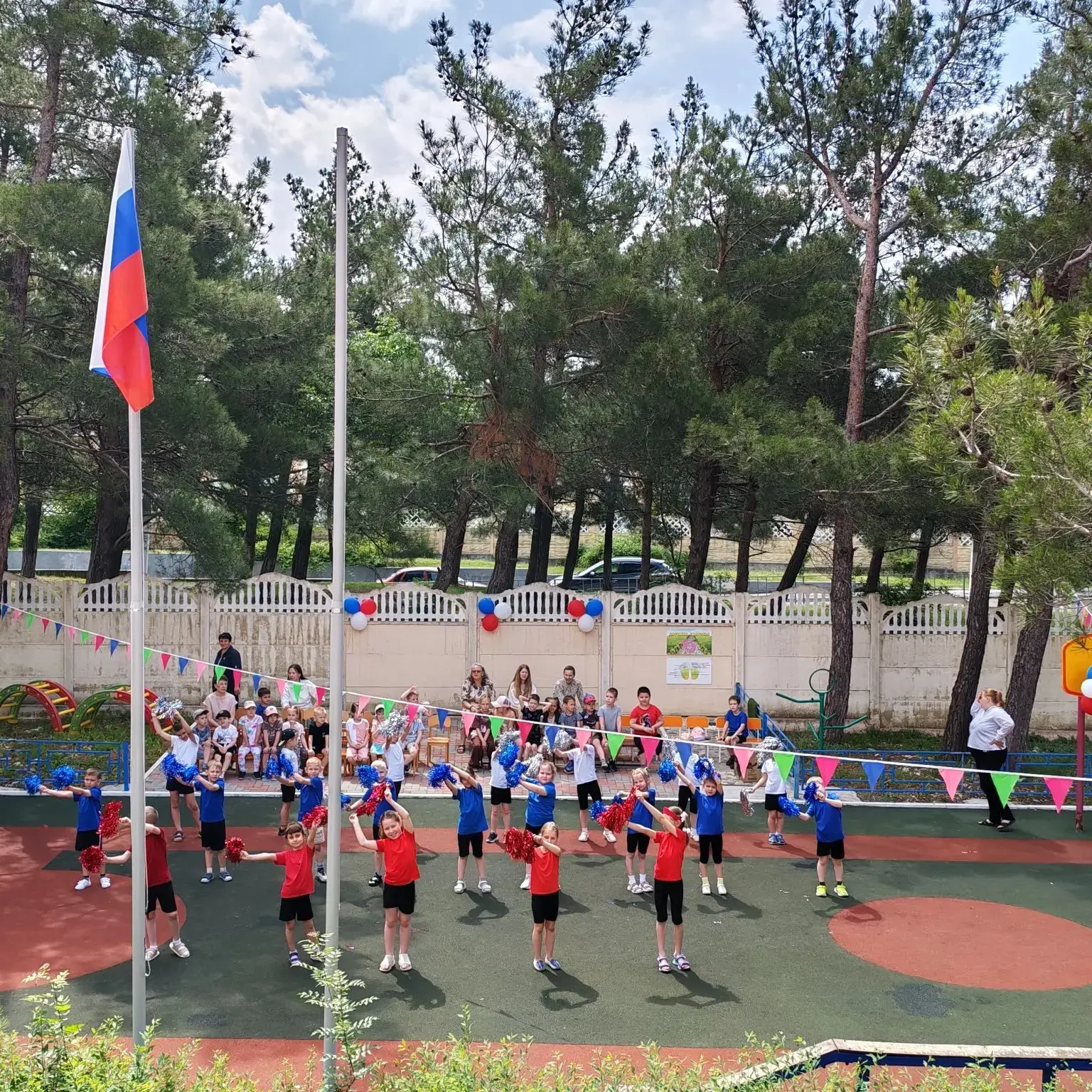 🇷🇺День России 
11 июня в детском саду прошел праздник - «День России»🇷🇺 
🤗Этот праздник - симво