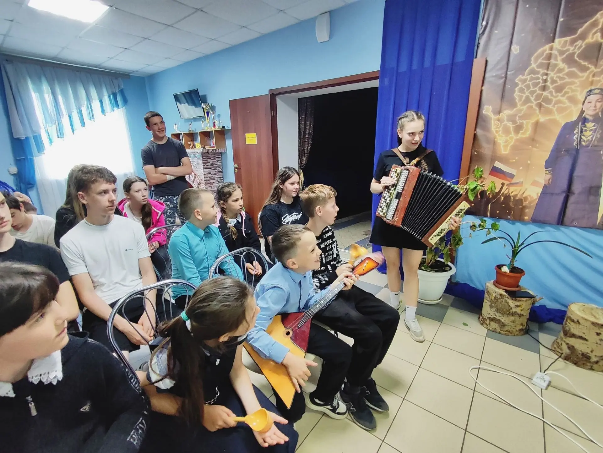 Выбор профессии в сфере культуры — важный шаг, определяющий судьбу. Помочь выпускникам Дмитриевской 