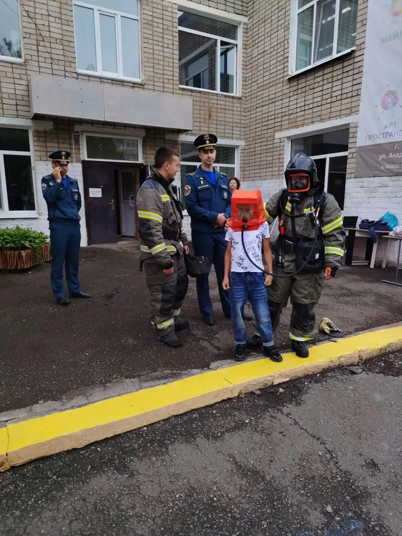 🌞 Вчера в нашем пришкольном лагере было ОЧЕНЬ насыщенно! 🌞

Наши ребята провели день с максимально