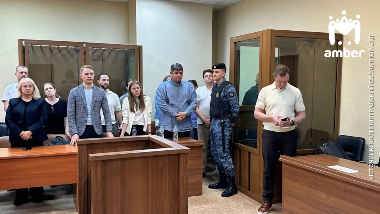 Сотрудники областного фонда капремонта, потратившие 9,2 млн на развлечения, отделались штрафами от 1