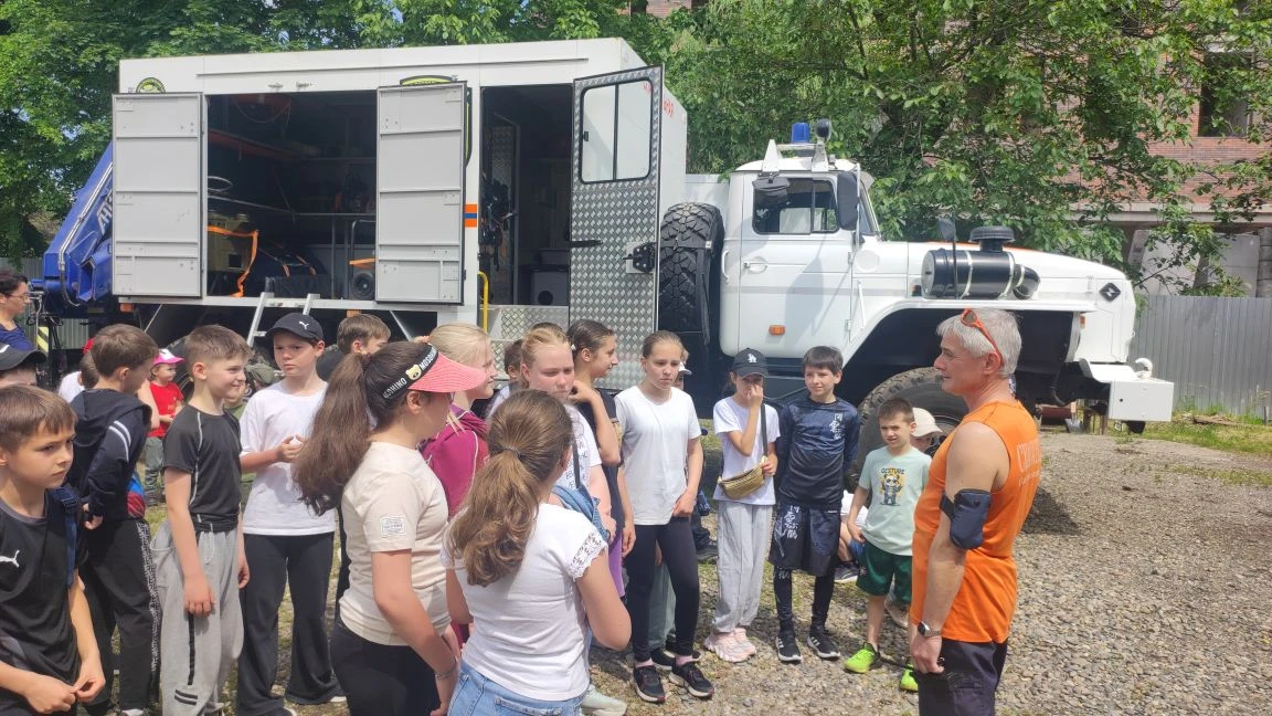 Сегодня в гости к спасателям ПАСС СК пришли юные воспитанники спортивных секций! 🚒👧👦

Для ребят п