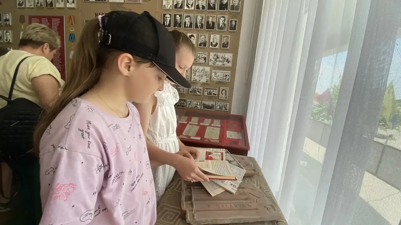 📜В музее боевой и трудовой славы села Новоукраинского прошёл урок мужества под названием «Памяти де