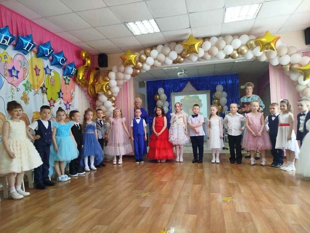 🎓 Выпускной в группе «Вишенка»!

Дорогие родители!

С огромной радостью спешим поделиться с вами но