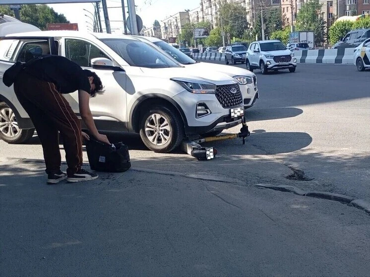 Самокатчик пострадал в ДТП на улице Кавалерийской в Новосибирске

На перекрёстке улиц Кавалерийская 