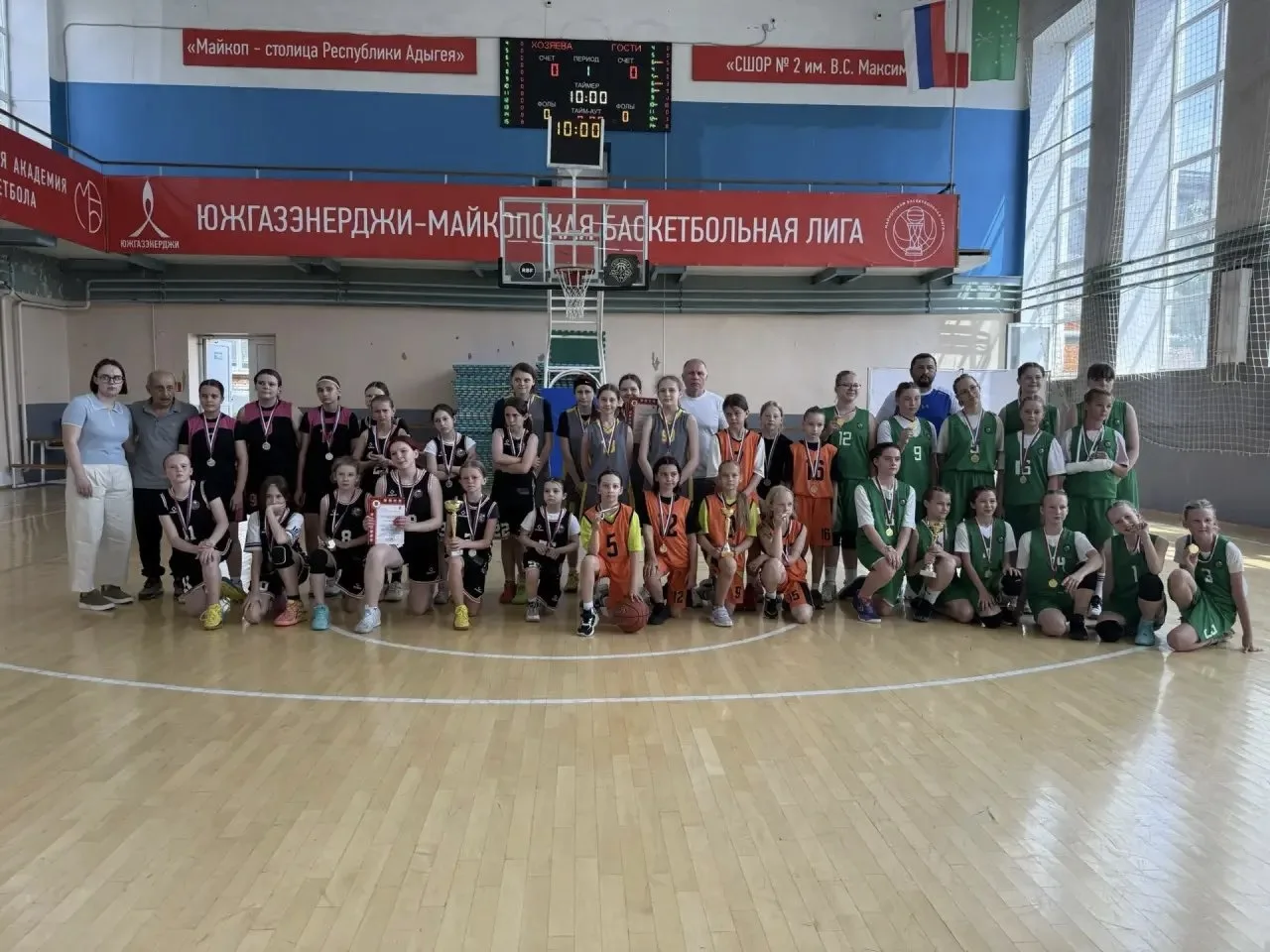 🏀 В эти выходные в нашей спортивной школе прошёл Открытый турнир по баскетболу, посвящённый Дню защ