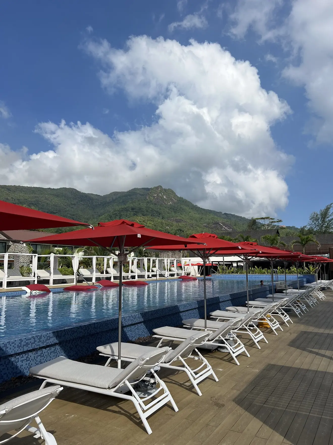 🥥Avani+ Barbarons Seychelles 5*

Я влюбилась в этот отель на Сейшелах 

Отель после полной инноваци