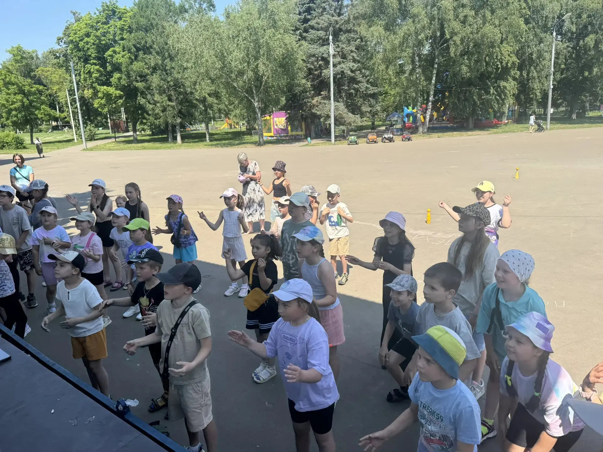 #ГородскойПарк

🎊Вчера для участников пришкольных лагерей прошёл настоящий праздник — шумный, яркий