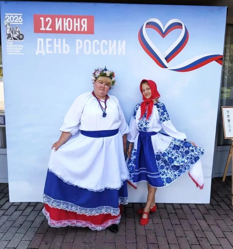 🤩 В Ростове‑на‑Дону в рамках празднования Дня России прошёл конкурс «Мой костюм в цветах триколора»