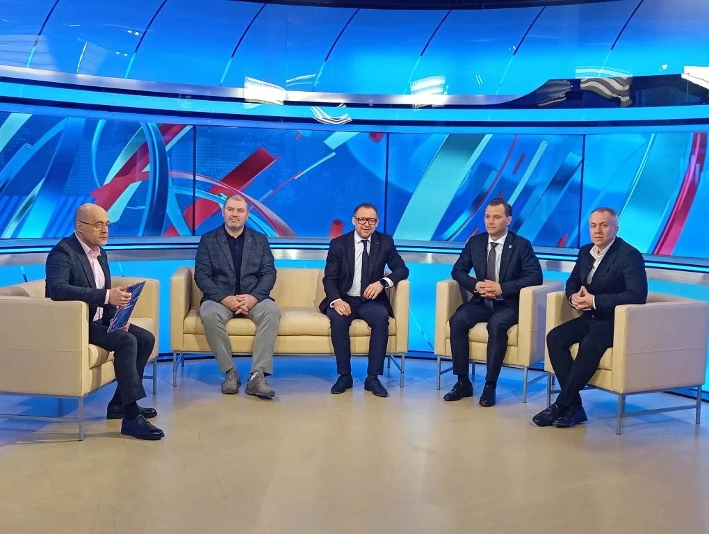 В дискуссионном клубе «Центр внимания» на телеканале «Губерния» обсудили вопросы развития системы об