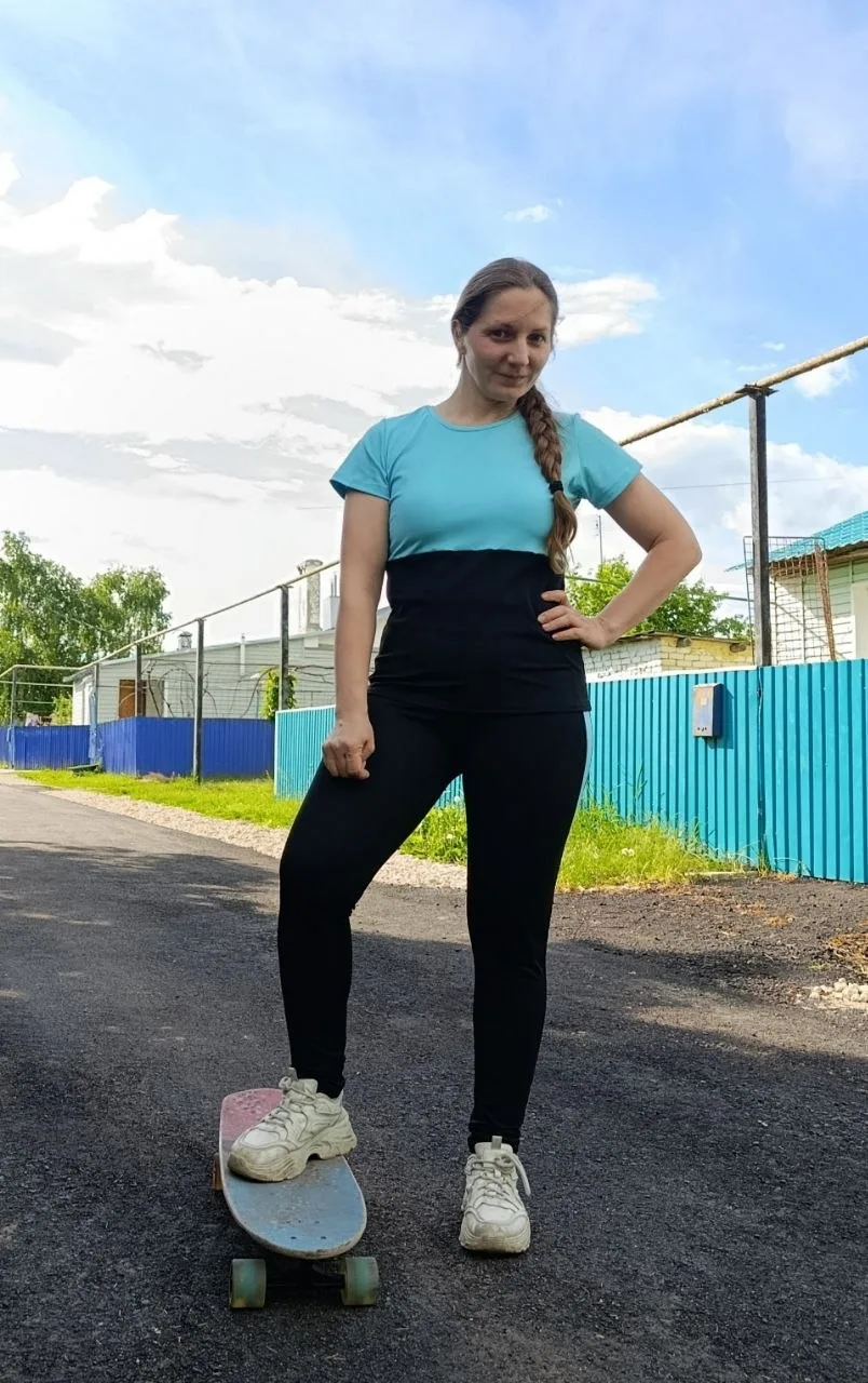 Ой, я прям худею на глазах 🤗
И это всë правильное питание и регулярные тренировки. 
А главное,  это