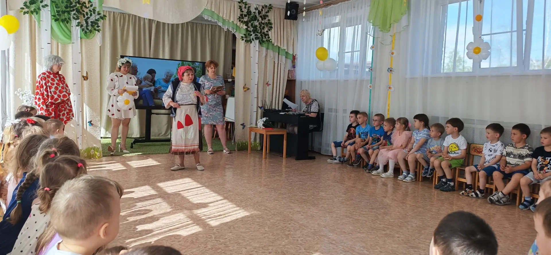 🌼 День семьи, любви и верности в нашем саду! 🌼Сегодня мы говорили с ребятами о самом добром праздн