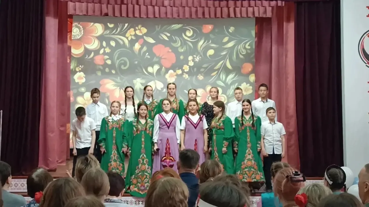 «Созвучие» на городском фестивале «Созвездие дружбы»🌟

Вокальное объединение «Созвучие» с гордостью