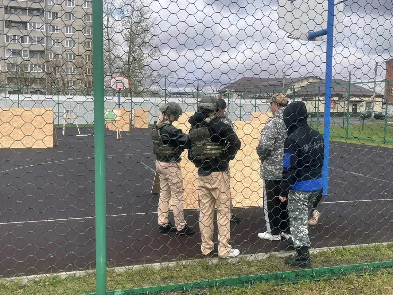 Штурмовики ждут свою очередь🤜

Держим за них кулочки✊