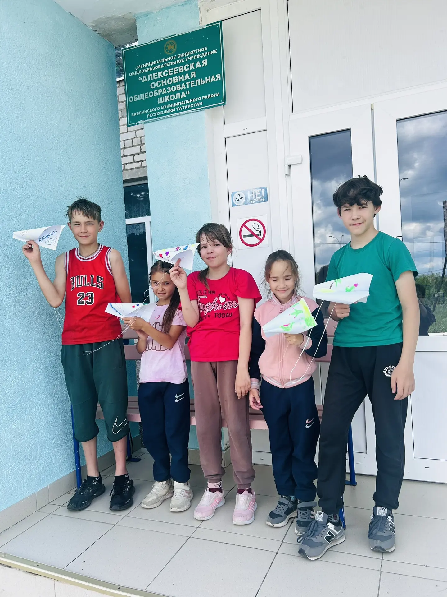 🌬️ День ветра в лагере!
Сегодня, 15 июня, в нашем пришкольном лагере было по-летнему весело! Ребята
