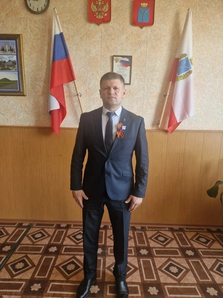 Уважаемый Сергей Александрович!

От лица всего нашего коллектива сердечно поздравляем Вас с днем рож