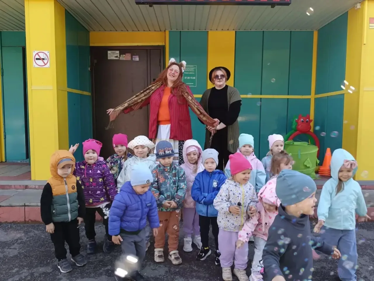 Сегодня в нашем детском саду прошло настоящее летнее приключение, посвященное Дню защиты детей. И са