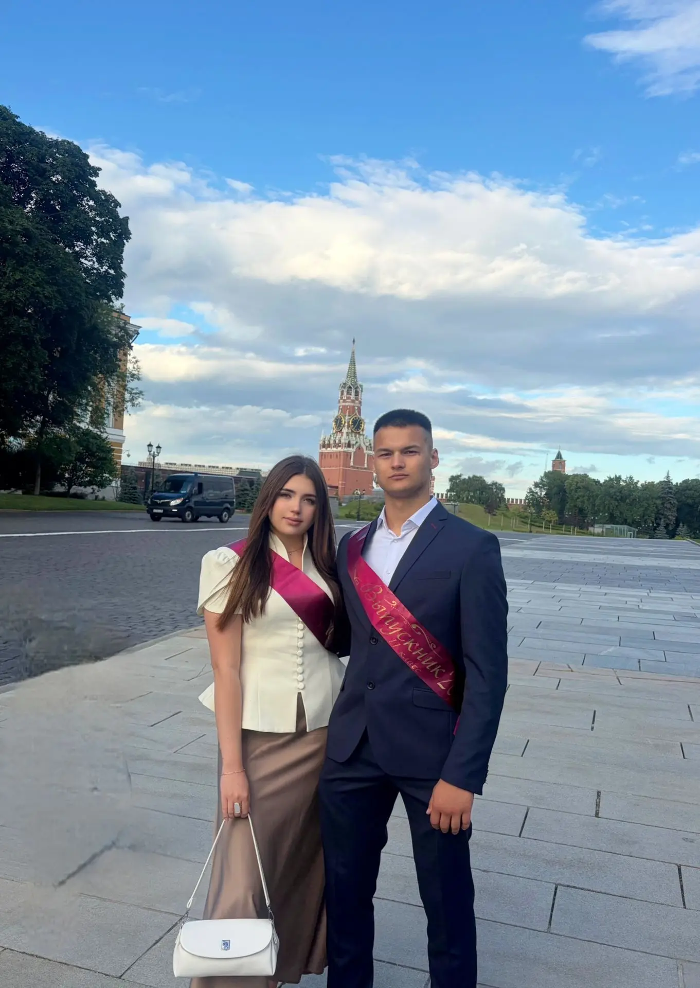 🎓Всероссийский выпускной бал в Кремле 2026: яркий старт во взрослую жизнь! 

26 июня в Государствен