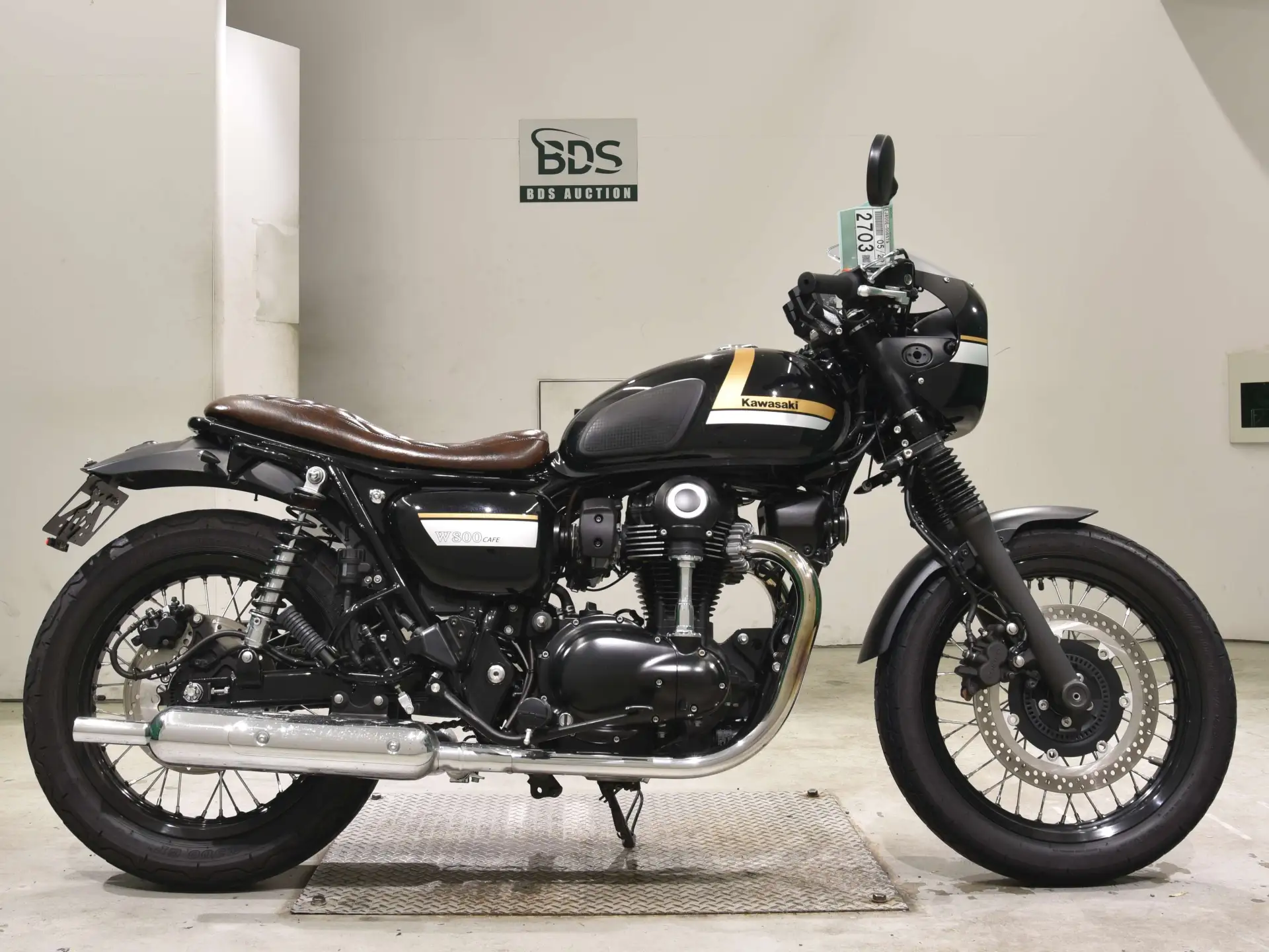 Доброго дня, друзья!
Несколько хороших лотов на торгах 22 мая 👇

1. Kawasaki W800 CAFE 2022г.
Оценк