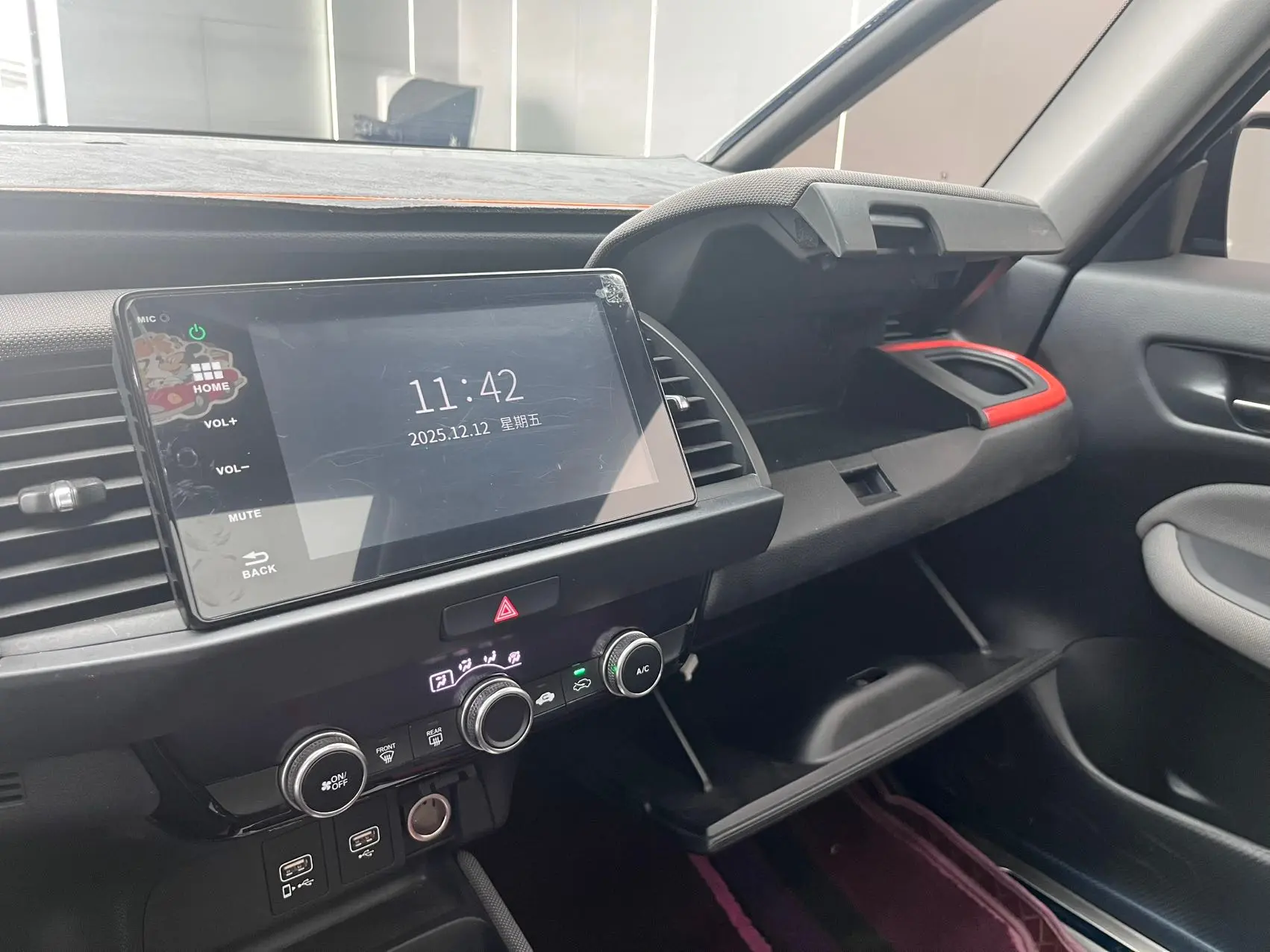 Доступен к заказу: хетчбэк Honda LIFE 2023 модельного года 1.5L CVT в комплектации SPO-SS Dynamic Ed
