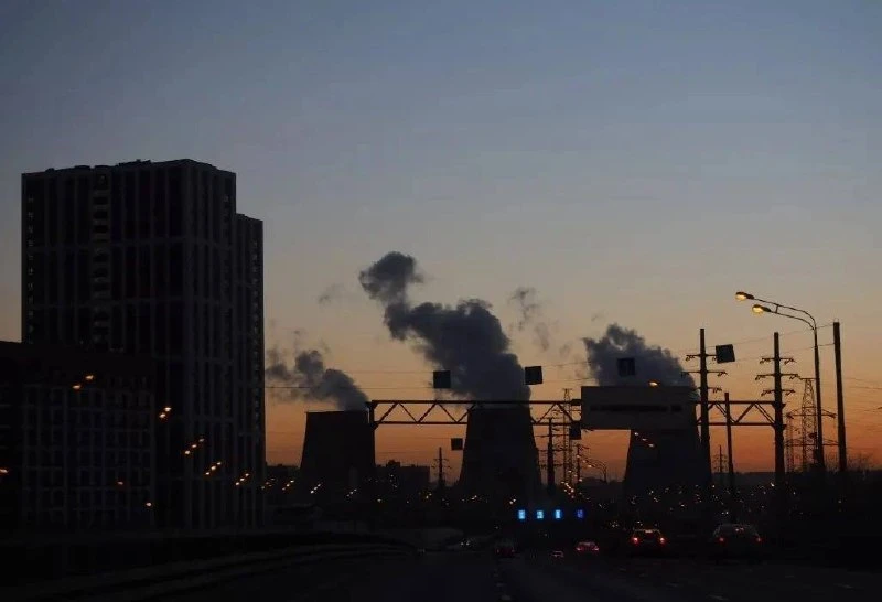 Закат над Аминьевском шоссе 🌇

🏙 Подписаться на Москву 125 | ✍ | Подписывайтесь на нас в МАКС

Чит