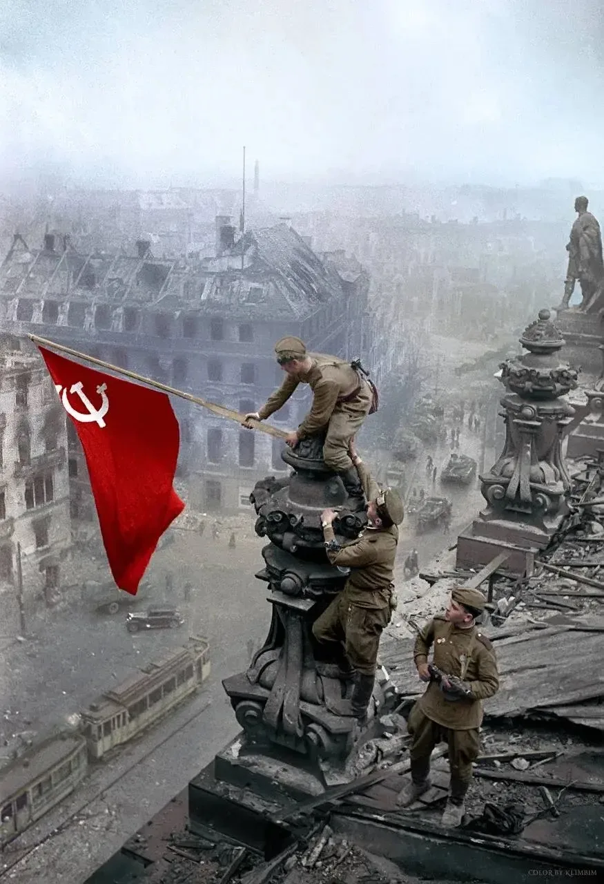 С Днем Великой Победы!