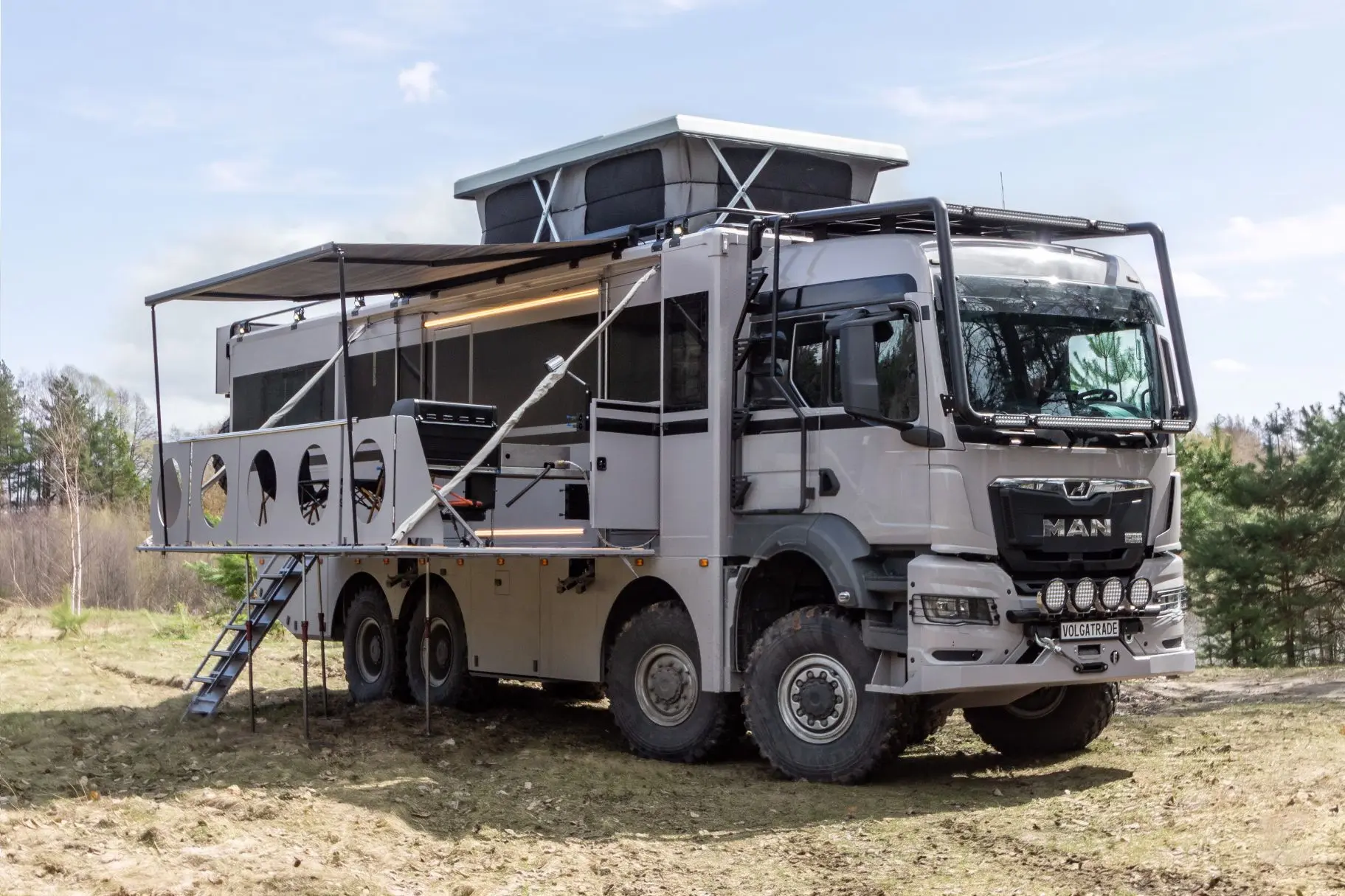 📢 Новый проект MAN 8×8

Бескомпромиссный автодом на базе MAN TGS 8×8 - воплощение абсолютной свобод