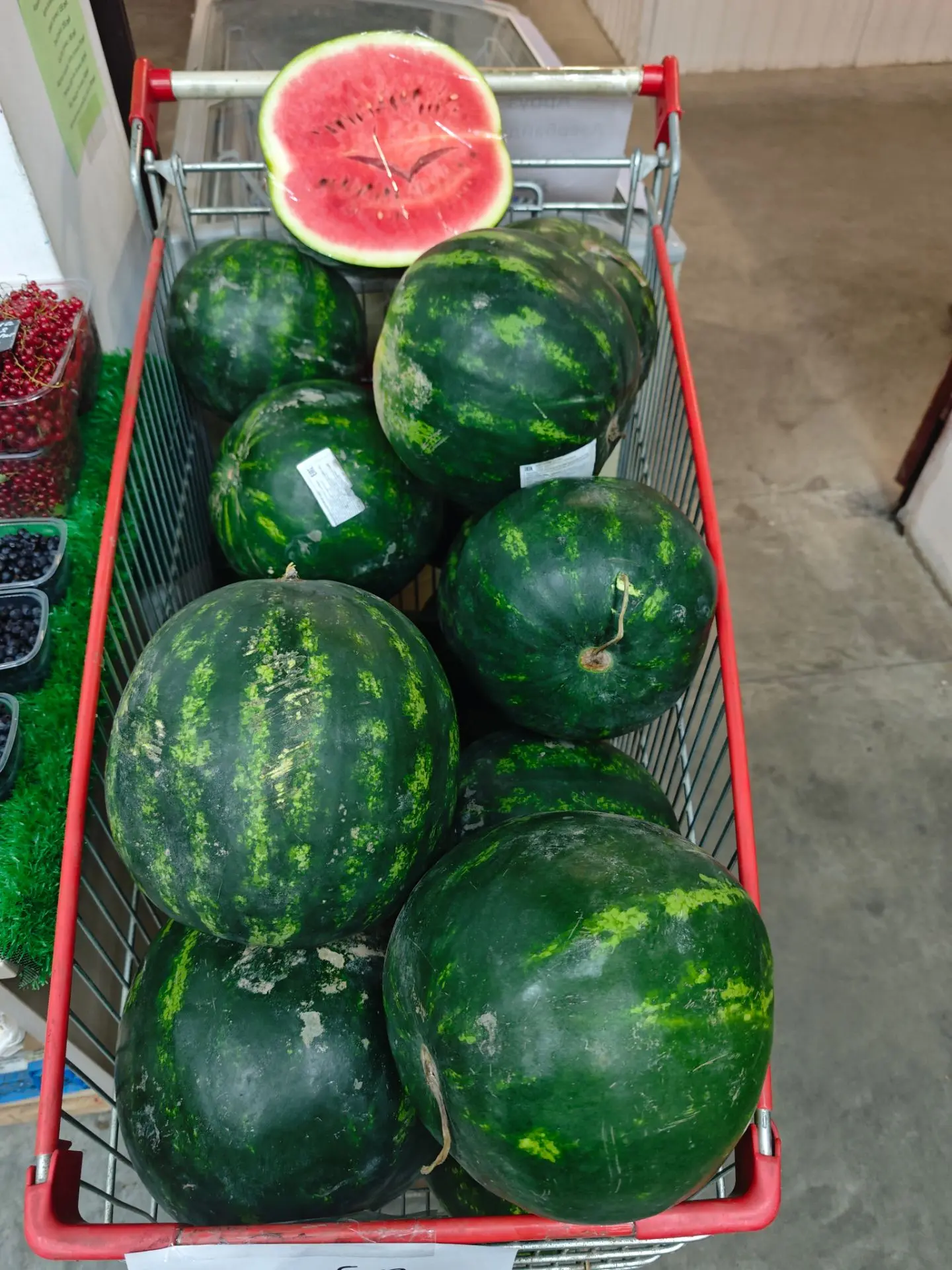 Арбуз  🍉 Азербайджан 
Сладкий !!!
85₽/кг