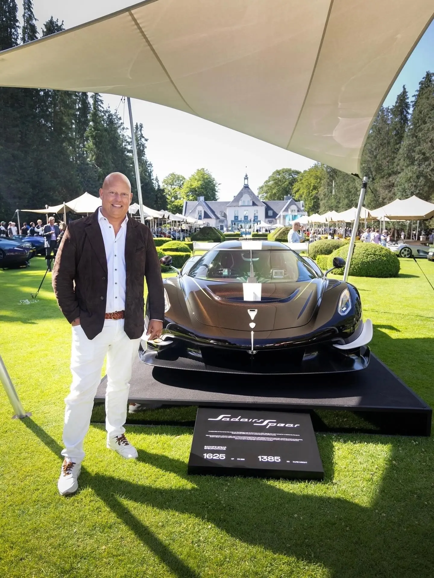 Koenigsegg — шведская легенда гиперкаров.

Основанная в 1994 году компания Koenigsegg стала символом