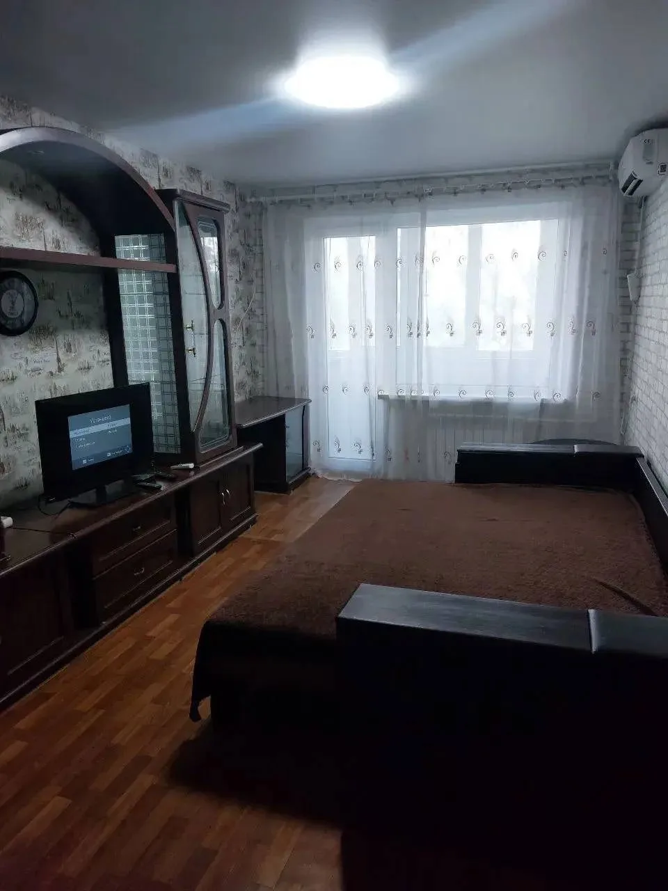 🏡 СУТОЧНО 
Уютная 1-комнатная квартира посуточно
📍 Ориентир: кафе «Гуси-Лебеди»

Идеальный вариант