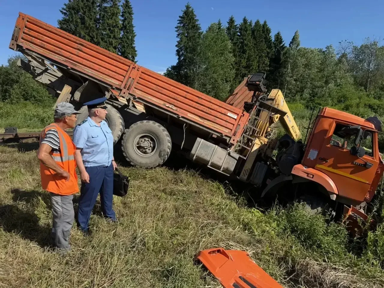 Северо-Западная транспортная прокуратура организовала проверку по факту ДТП на железнодорожном перее
