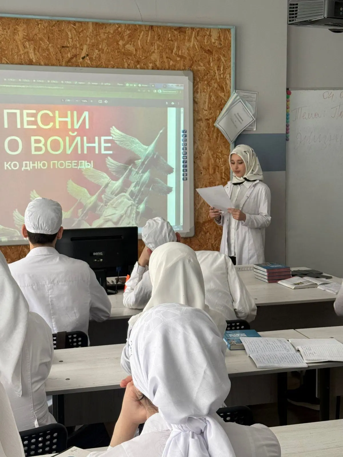 🎶 Песни, ставшие частью истории: Музыка Великой Победы
9 Мая — это не просто дата в календаре. Это 