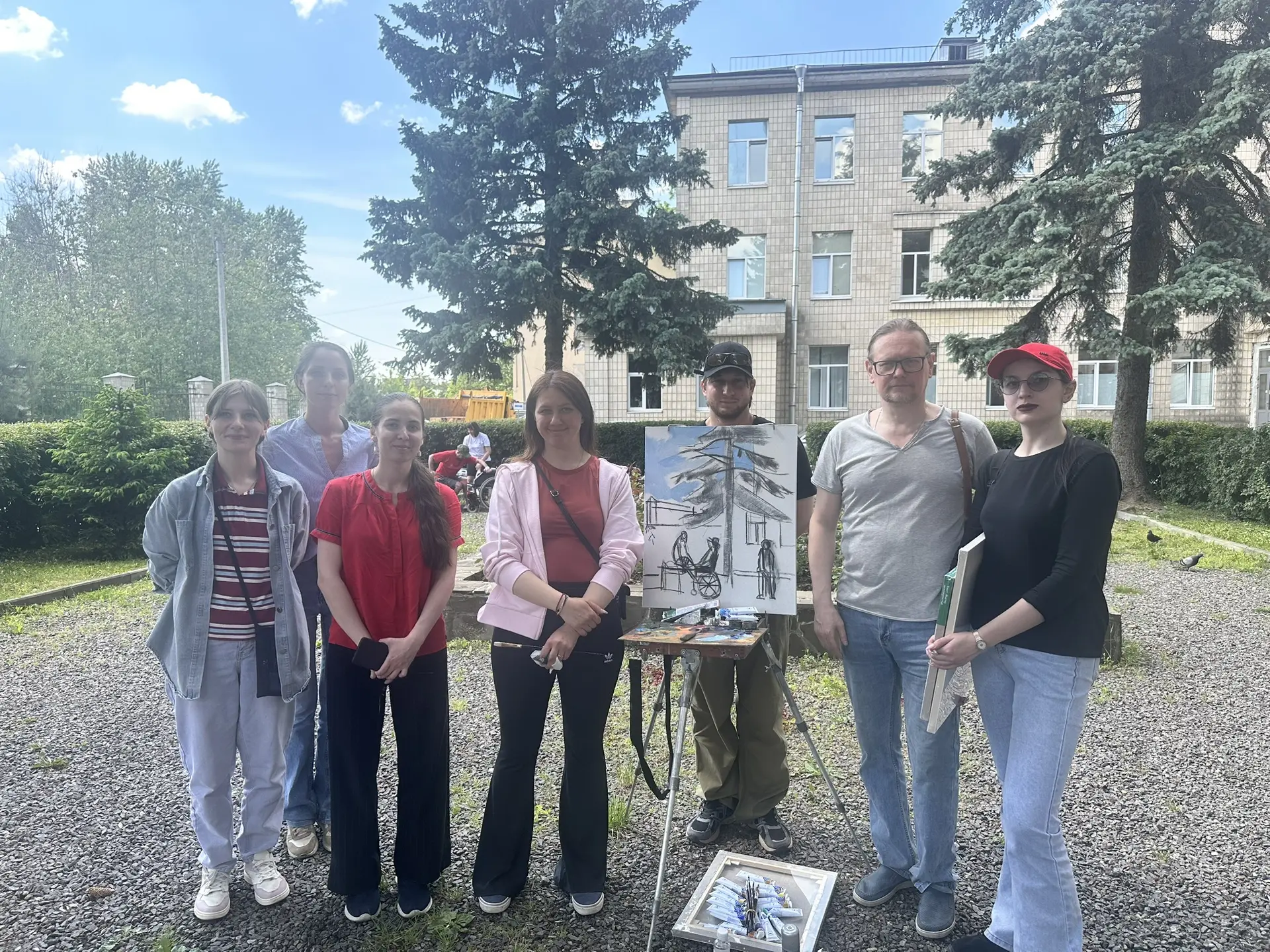 Технологии в красках 

В Клинической больнице Святителя Луки продолжается реализация проекта «Художн