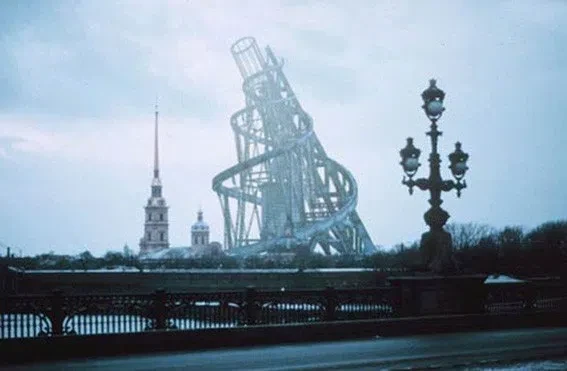 🗼 400 метров несбывшегося авангарда возвращаются на карту города. Но не все встретили эту новость а