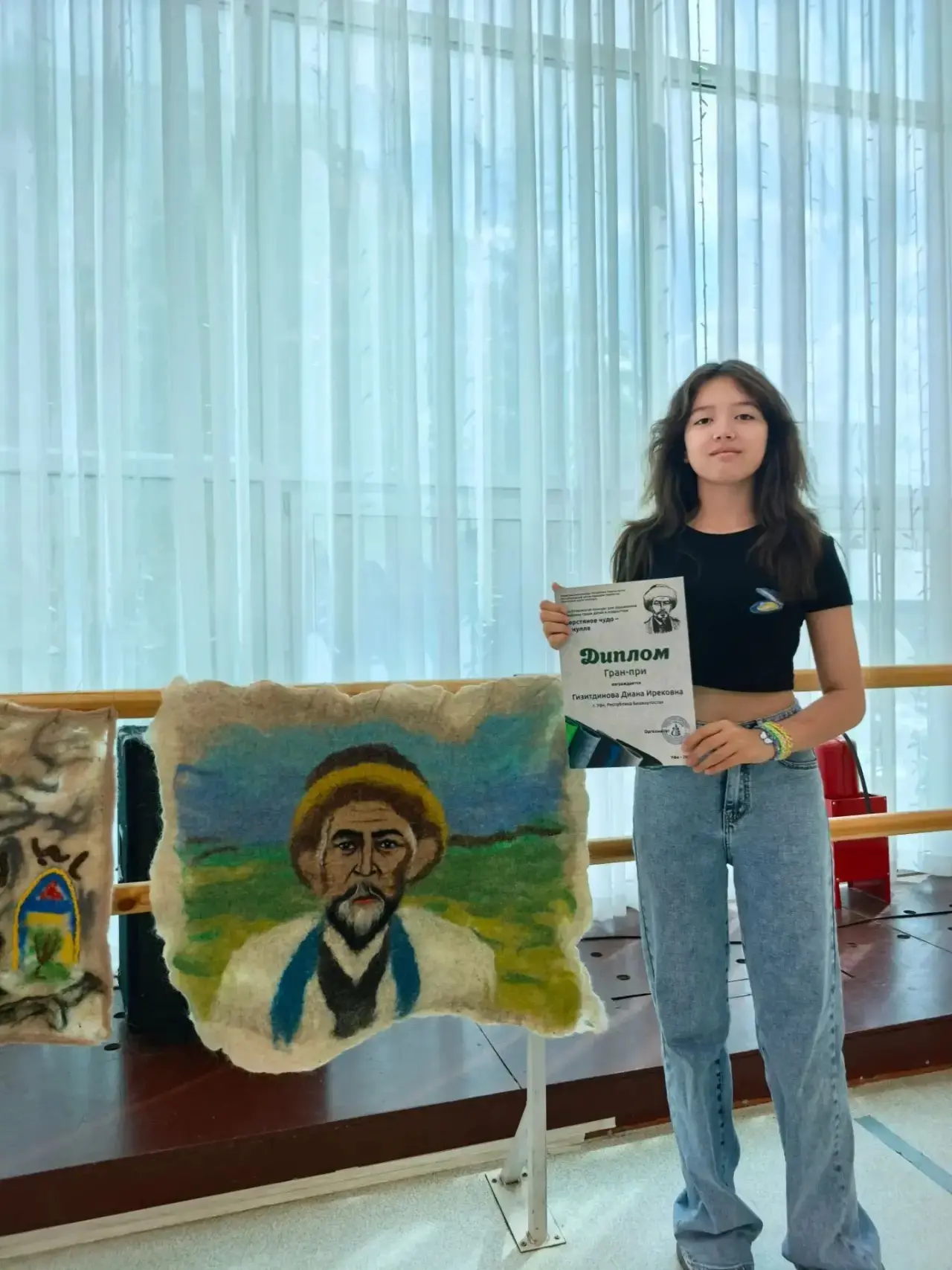 Дом детского творчества «Дружный» спешит поздравить свою юную звездочку — Гизитдинову Диану с победо
