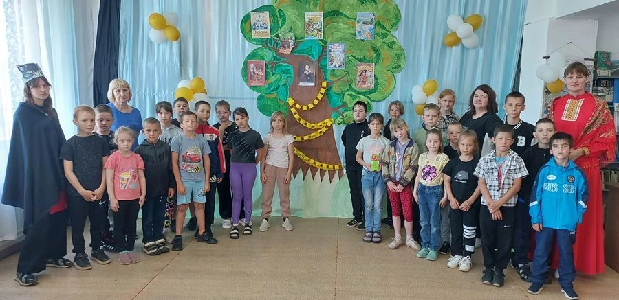 Поэтическая площадка «У Лукоморья»
6 июня в России отмечают Пушкинский день и День русского языка — 