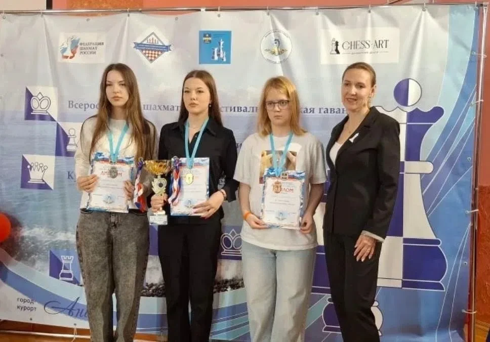 ♟Камышинская шахматистка София Ершова успешно выступила на Всероссийском шахматном фестивале 

С 1 п